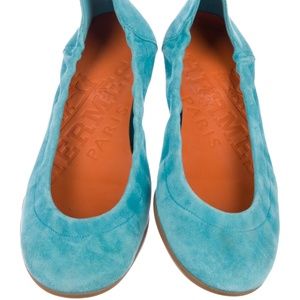 Hermès Suede Round-Toe Flats
